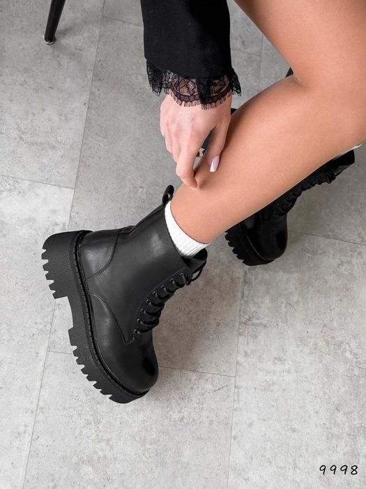 Черевики жіночі зимові Ella на хутрі (36-41) шкіряні чорні | Ботинки