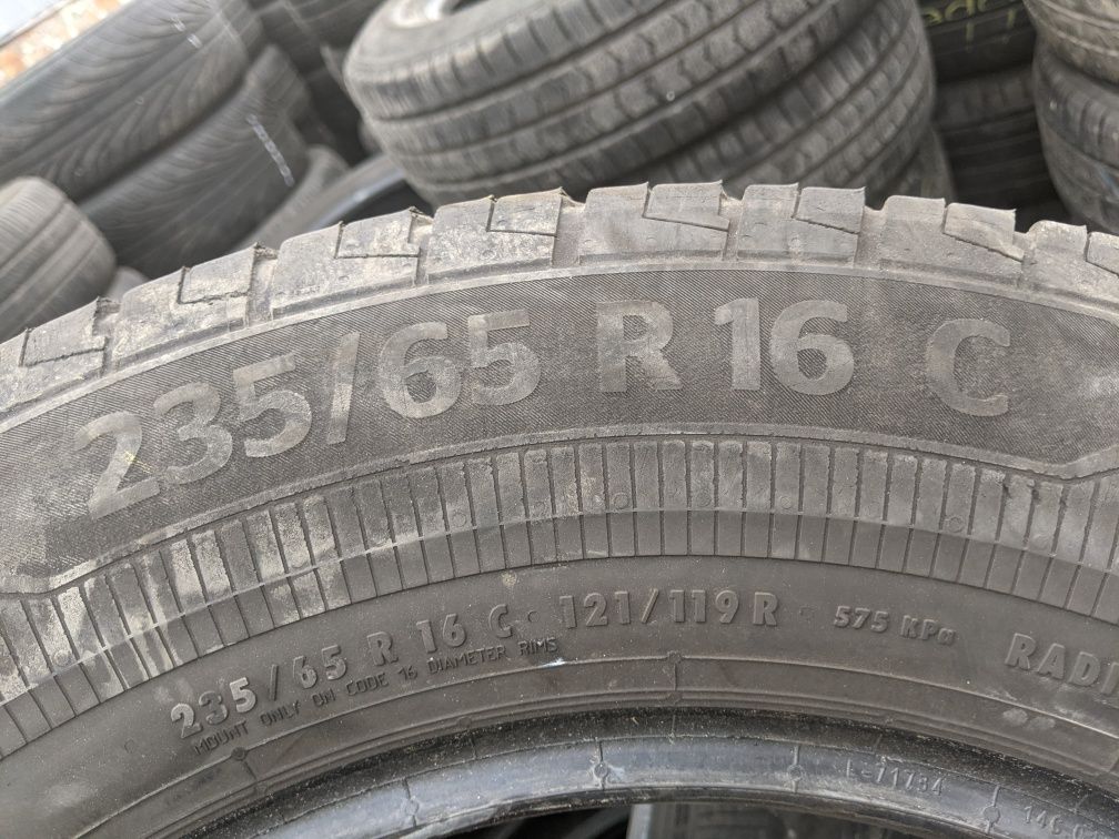 235/65R16C Continental 23рік