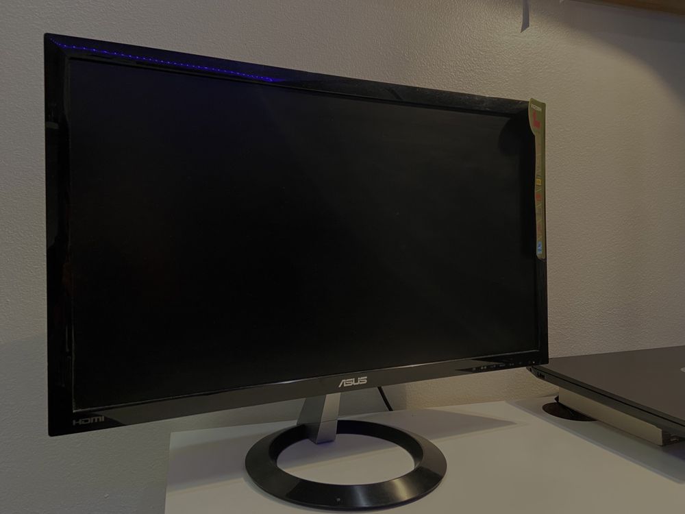 Monitor Assus 23”  FullHD como novo