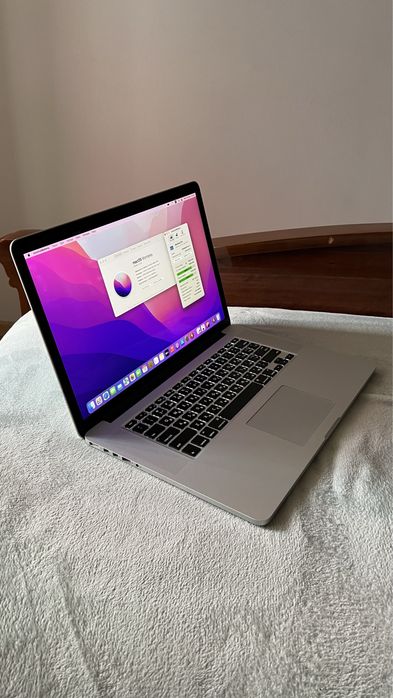 Продам топовий та офіційний MacBook Pro Mid 2015 A1398 MJLT2LL