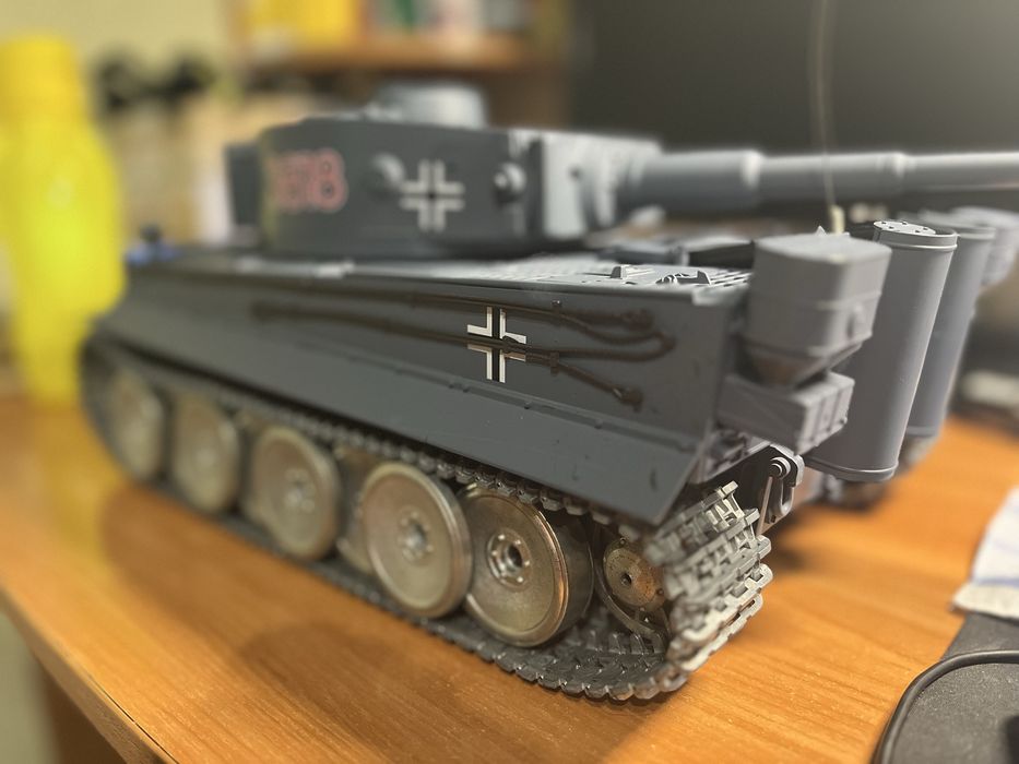 Heng Long Tiger H1 1:16 // Танк Тигр на радиоуправлении