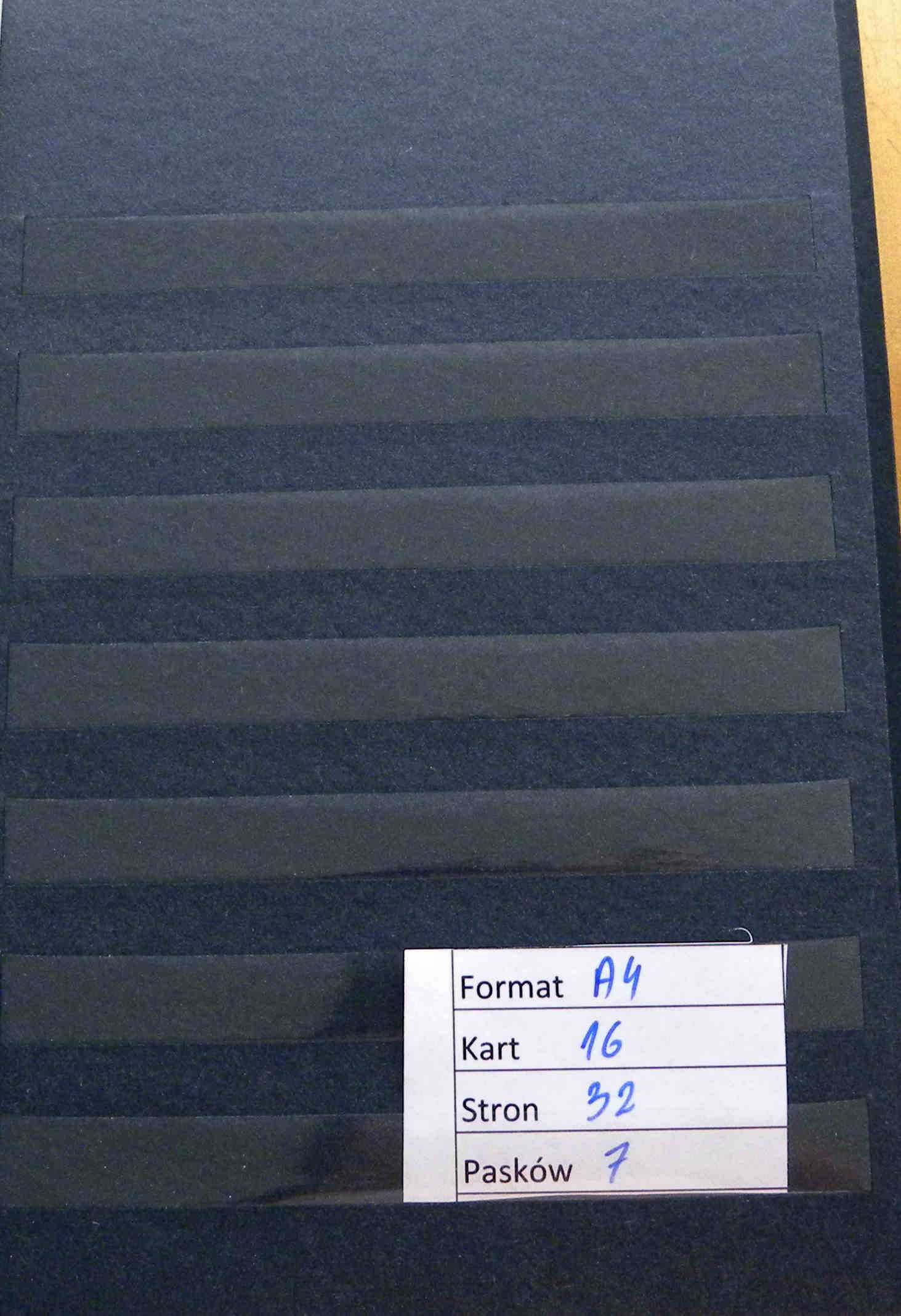 Klaser A4 16 kart (32 strony), 7 pasków używany