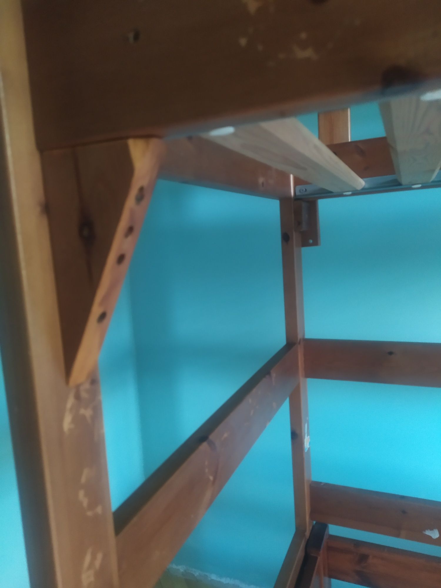 Drewniane łóżko piętrowe Ikea hemnes