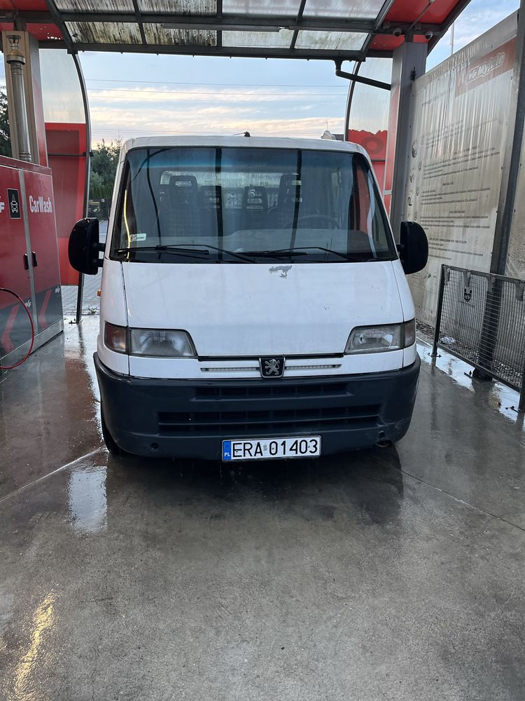 Sprzedam peugote boxer wywrot w calosci lub na czesci