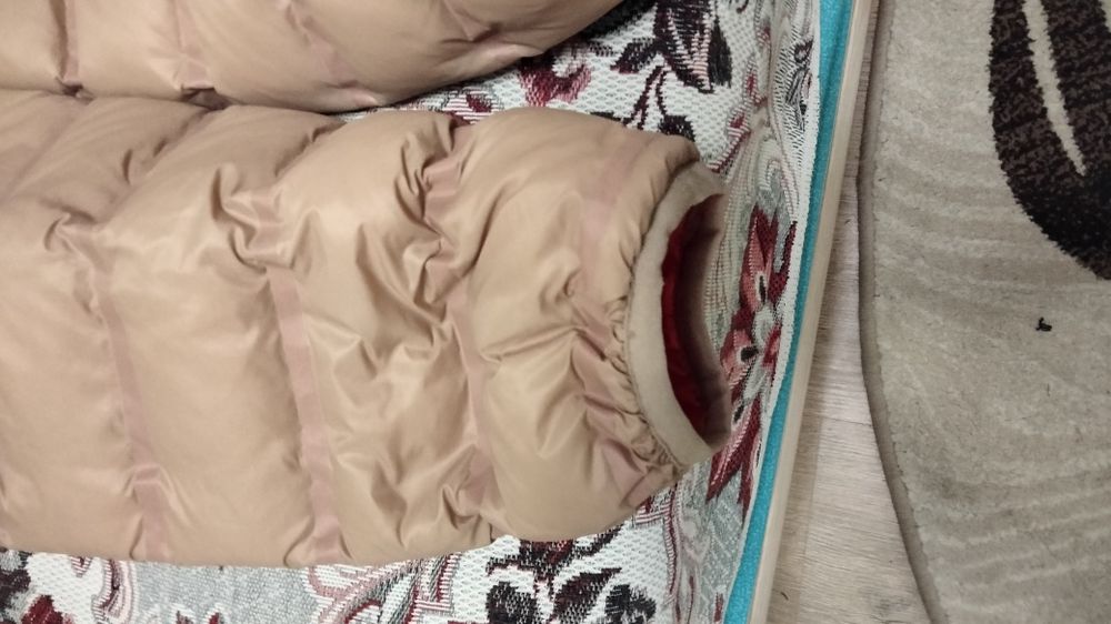 Жіноча куртка продам