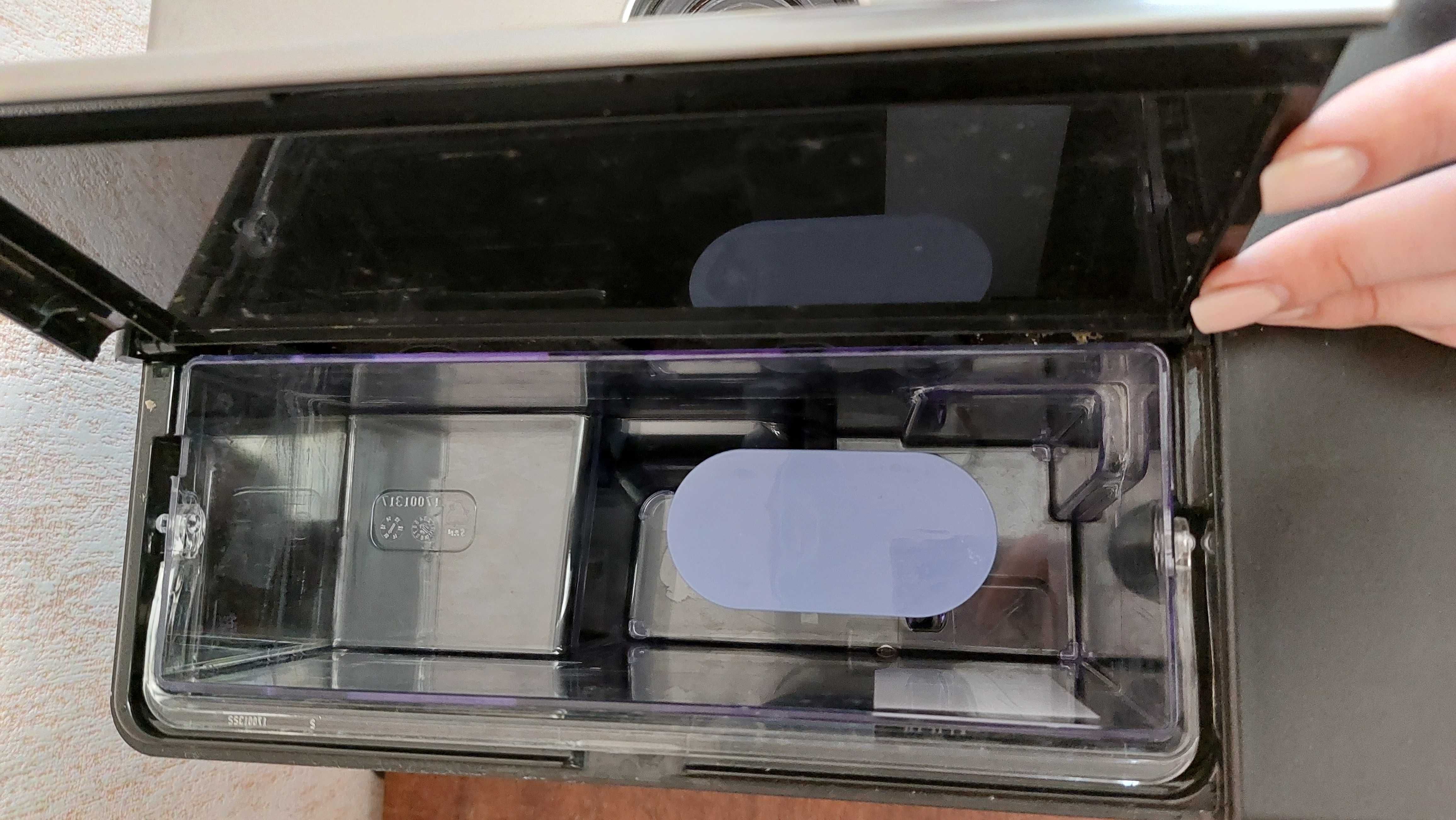 Кофемашина Philips LatteGo Series 5000 EP5335/10