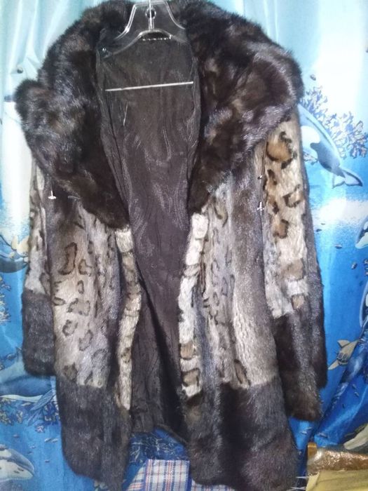 Красивая норковая шуба