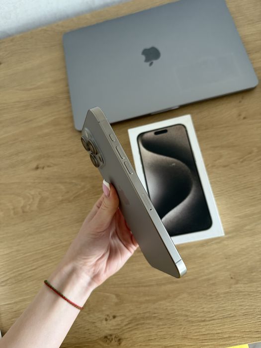 Iphone 15 pro max 256 с физ. симкой