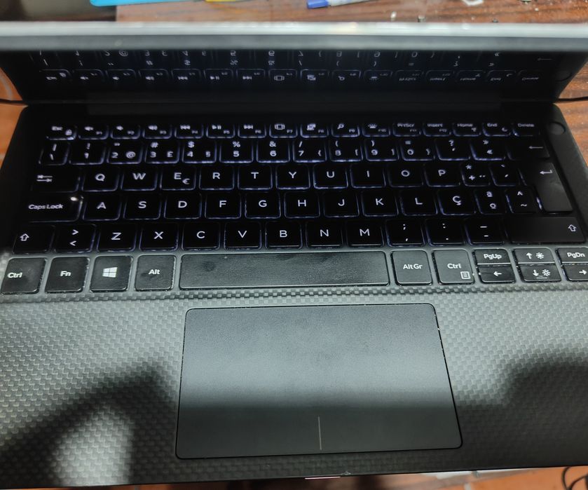 Portátil DELL XPS P82G 13" i7 8th 16GB RAM 512GB SSD M2 NVME