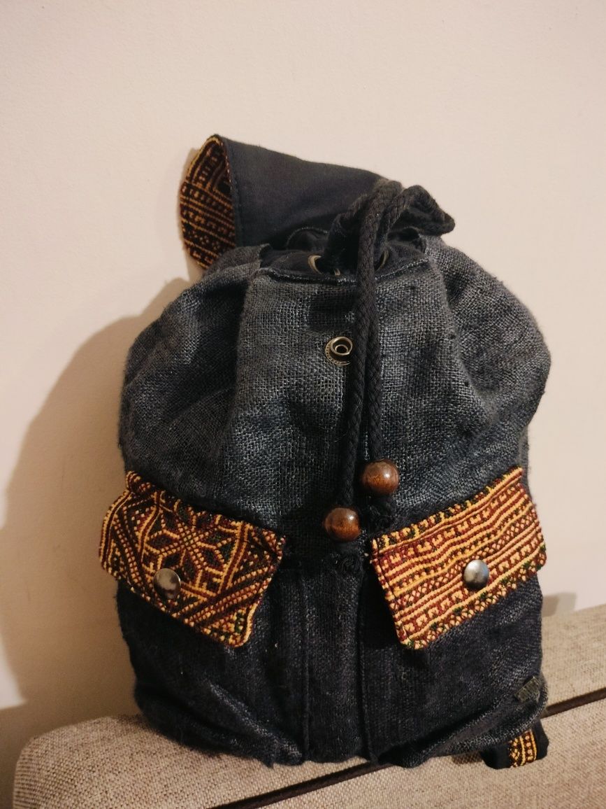 Plecak we wzory w stylu boho