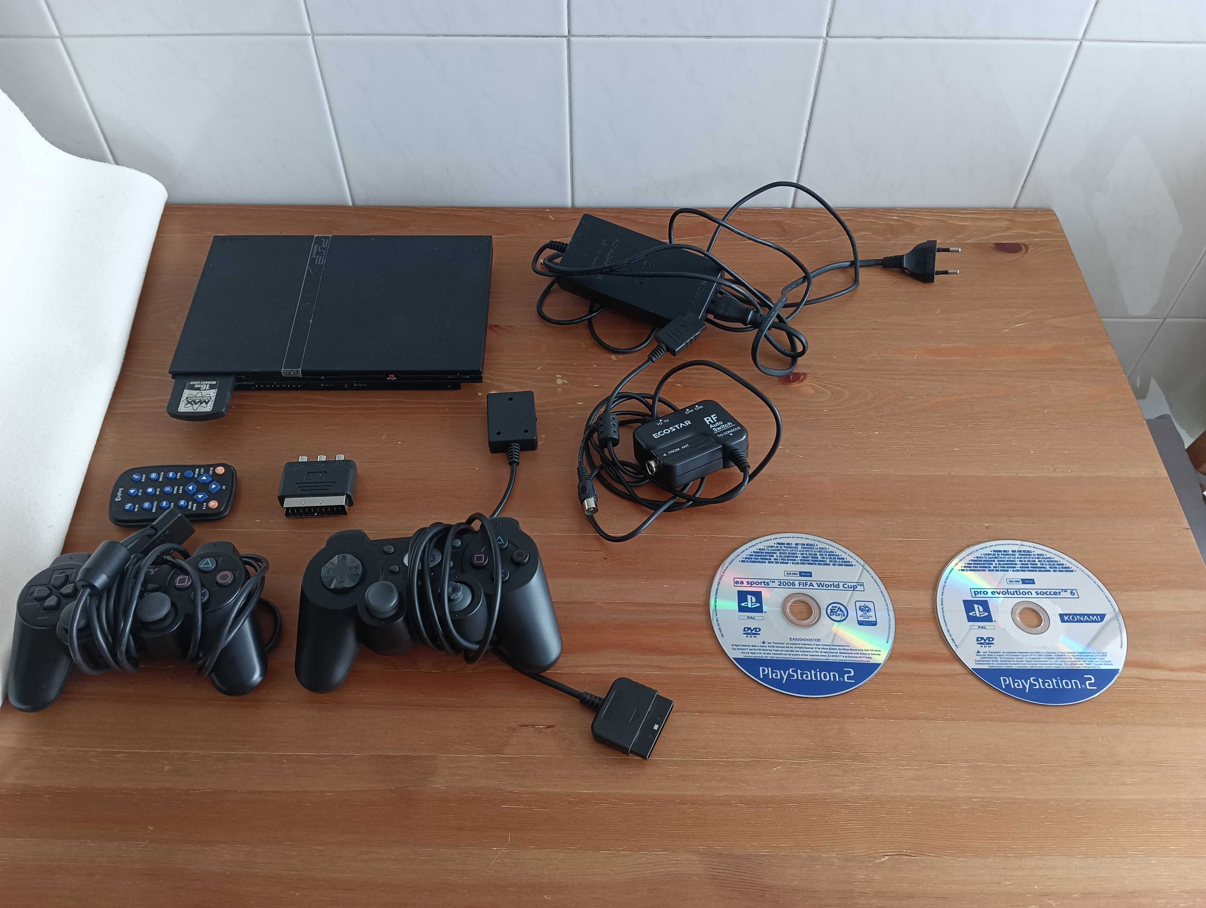 Consola PS2 com Acessórios