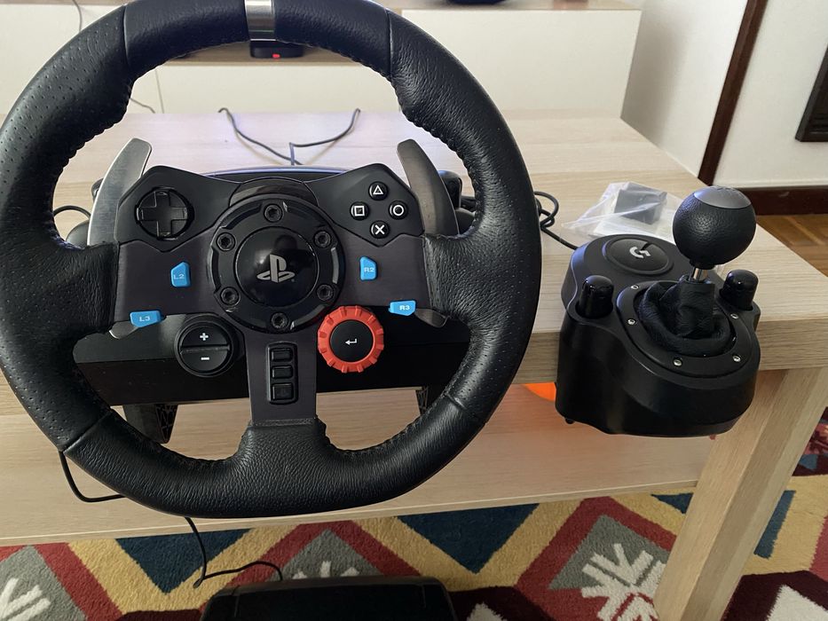 Volante Logitech G29 + mudancas.