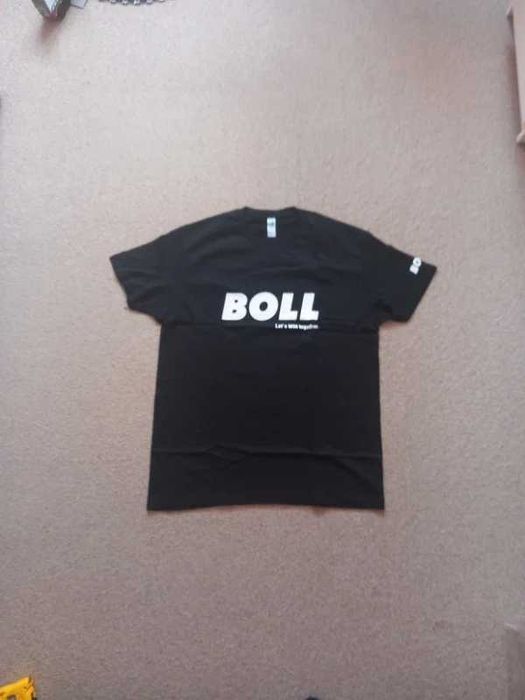 Koszulka czarna t-shirt nowy L z nadrukiem Boll