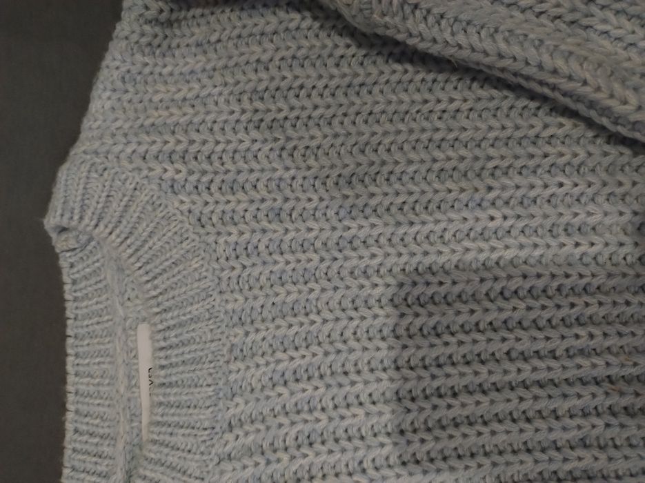 Sweterek dla dziewczynki Reserved