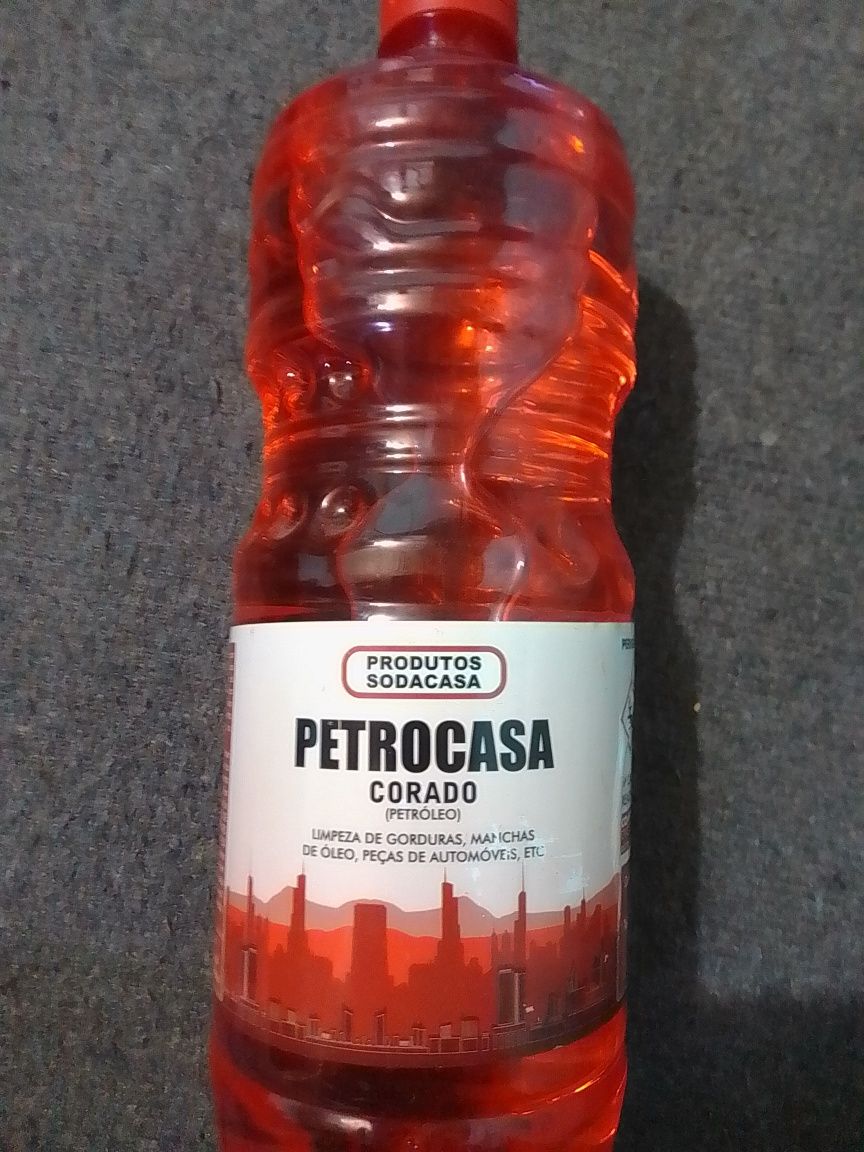 Petróleo de limpeza