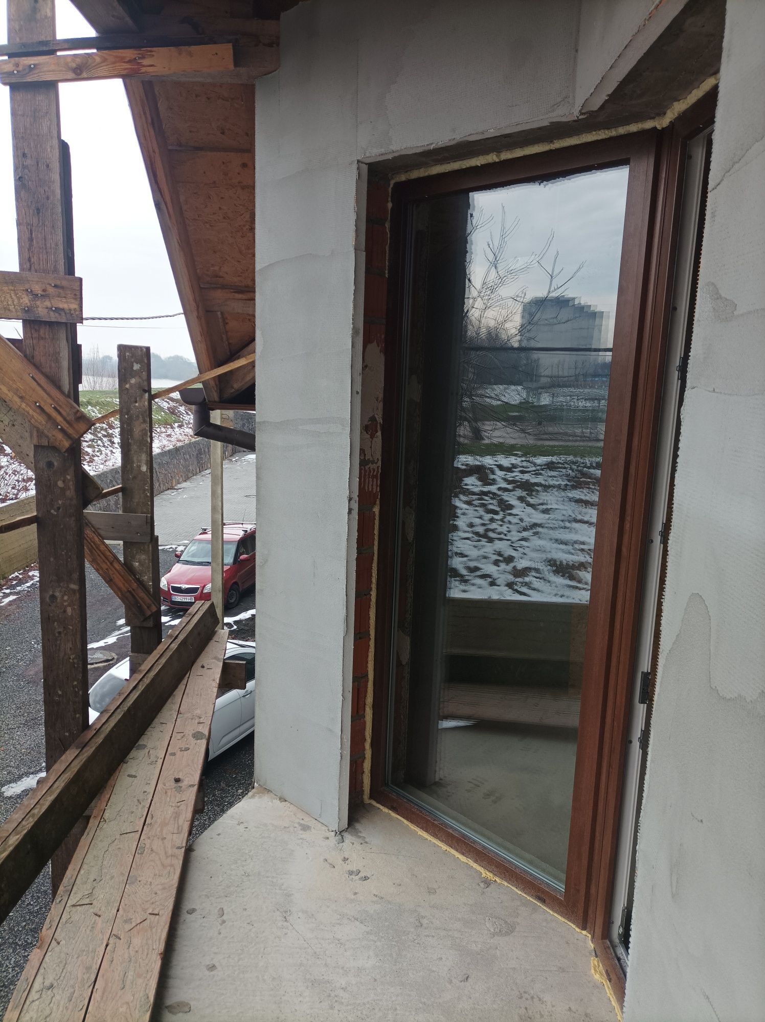 Продам новобудову на набережній.