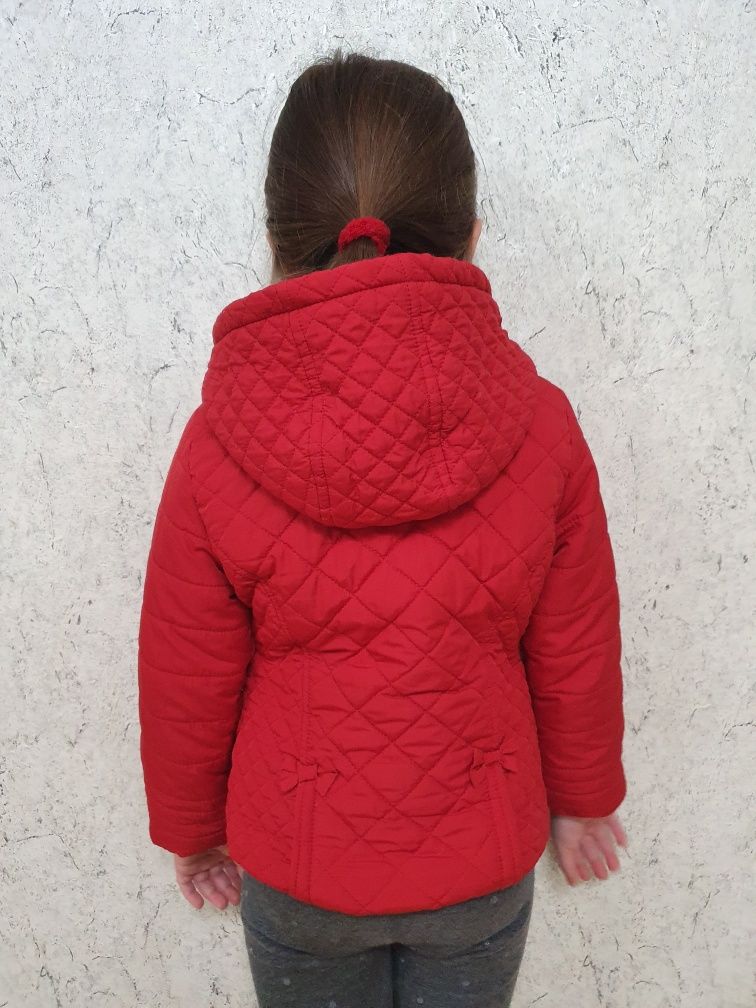 Демисезонная курточка Tu для девочки 3-4 года