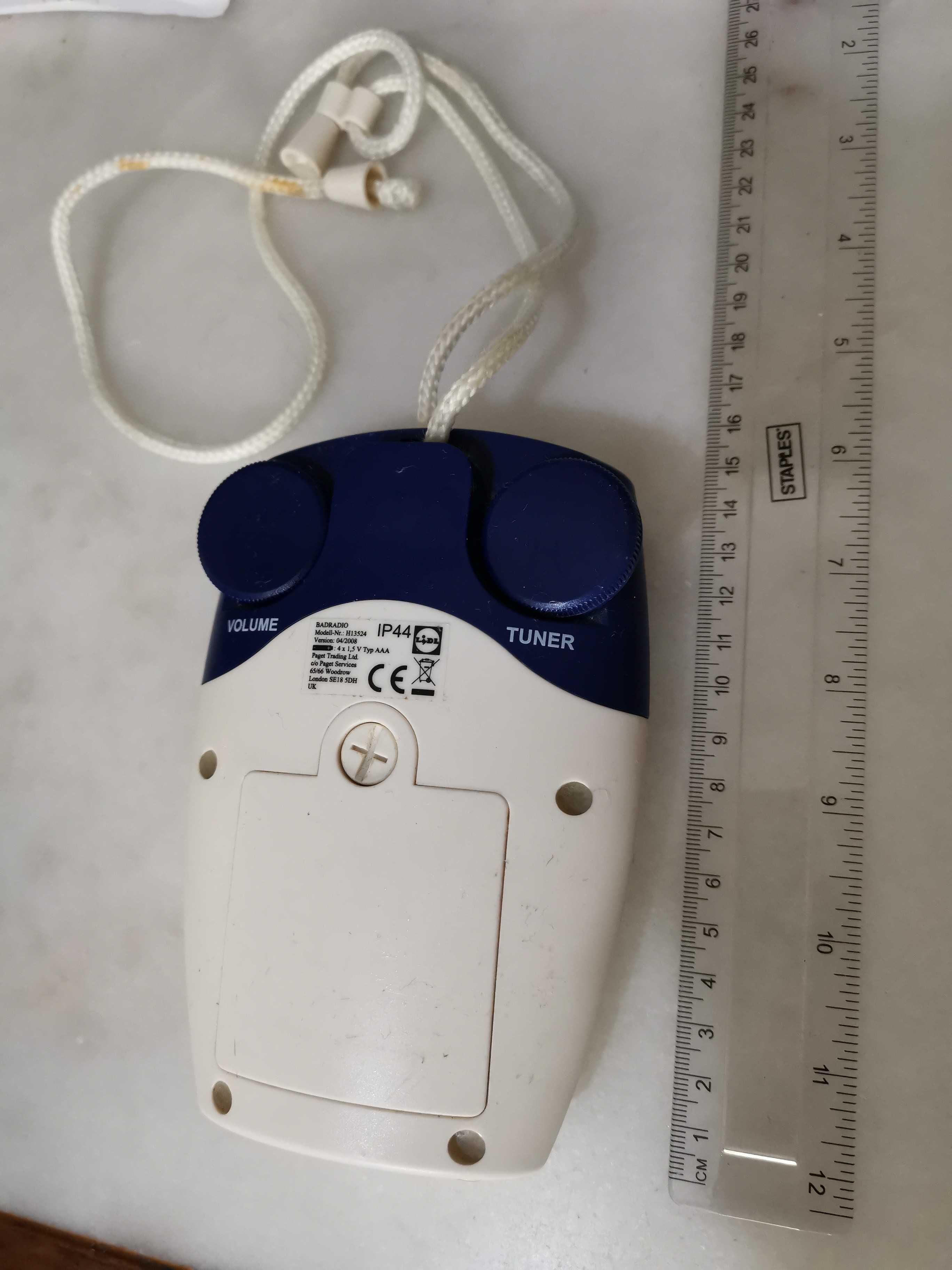 Radio para chuveiro com baterias