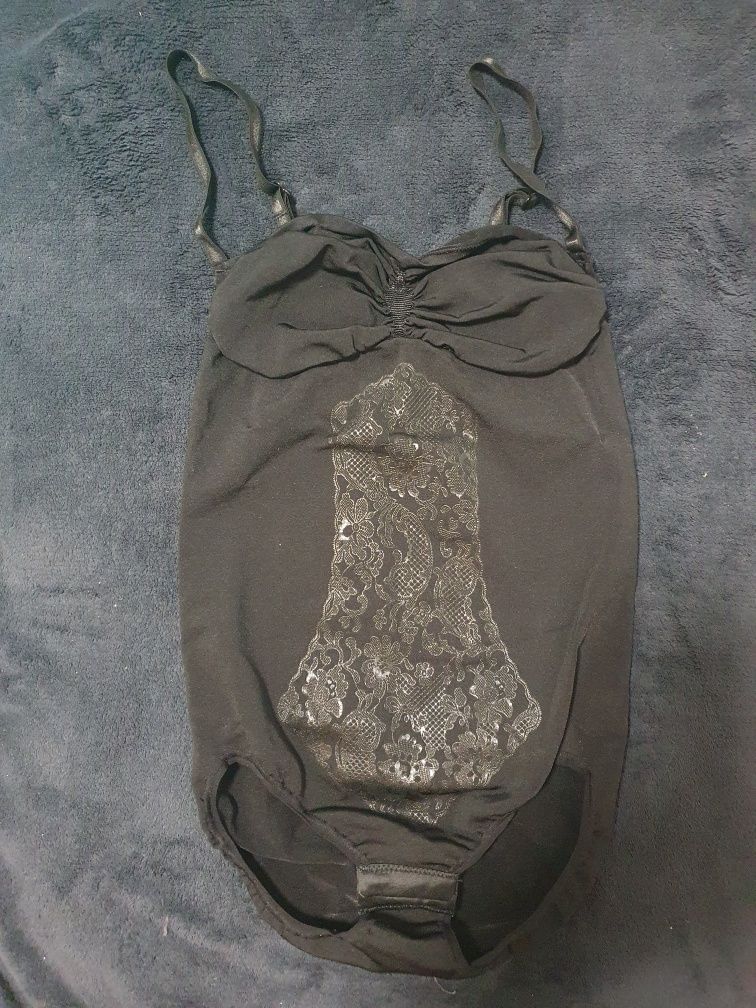 Eleganckie wyszczuplające body. Controlbody. Nowe Czarne Rozmiar M/L