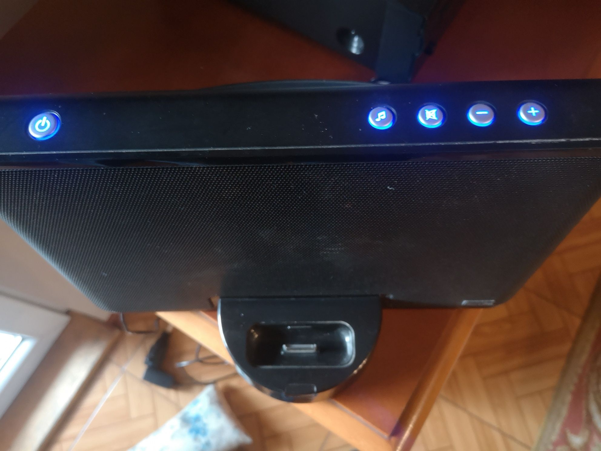 Okazja.Sprawna Stacja dokująca Technika. 2x 15 W..