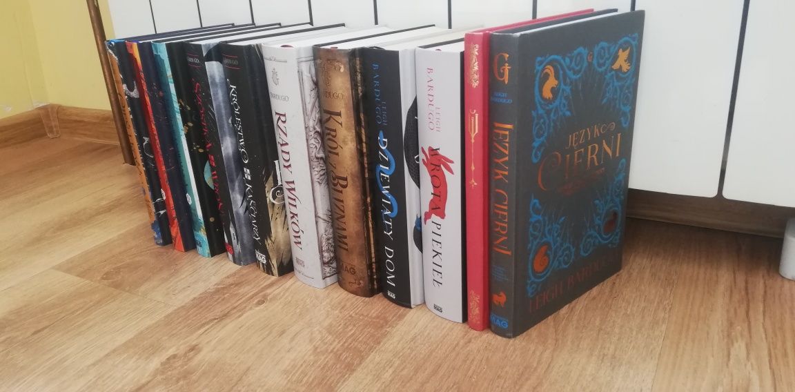 Leigh    Bardugo
