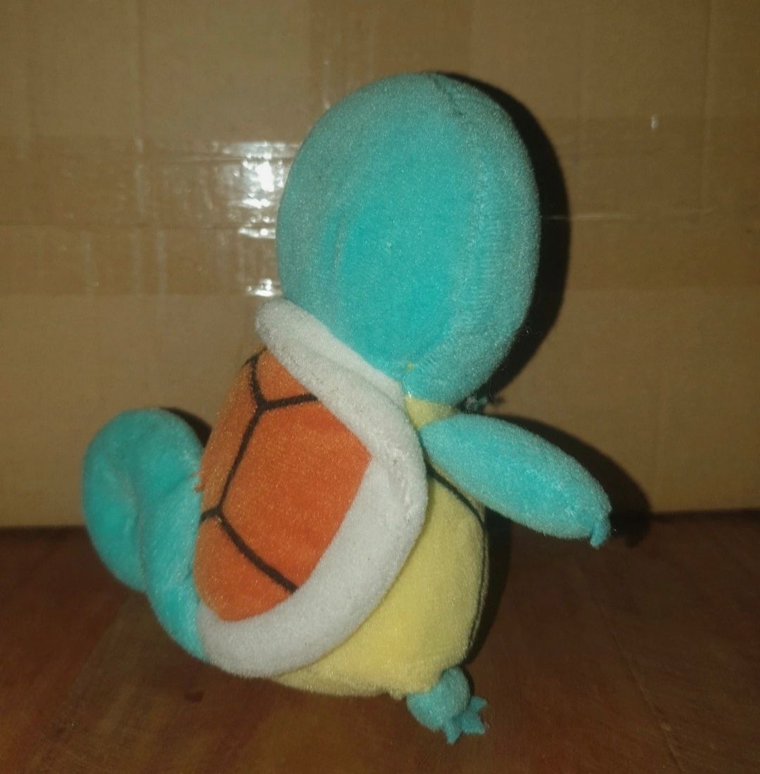 Squirtle peluche pokemon hasbro