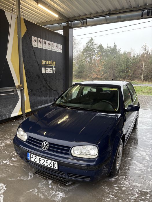 Golf IV 1.6 Benzyna 105 KM 2002