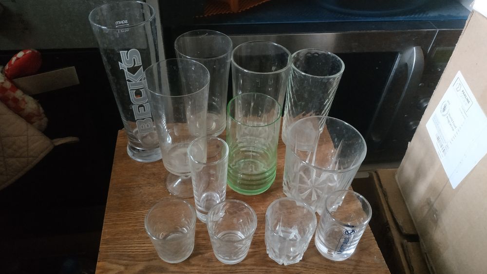 Продам чашки, рюмки, стопки