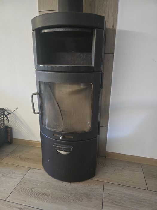 Kominek wolnostojący