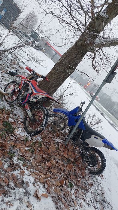 Pilne Yamaha yzf 426