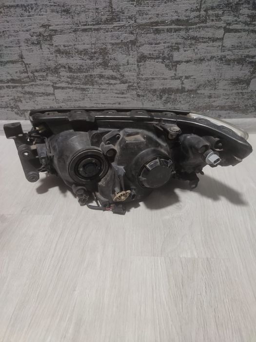 Фара передня права Subaru Forester SG 05-07 рестайлінг