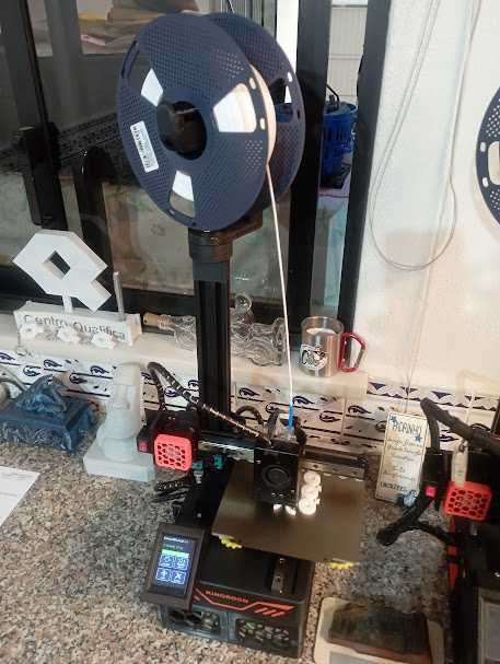 Vendo impressora 3d kingroon kp3s (150€)