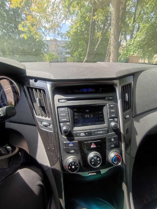 Hyundai Sonata 2013 (2.0 бензин)