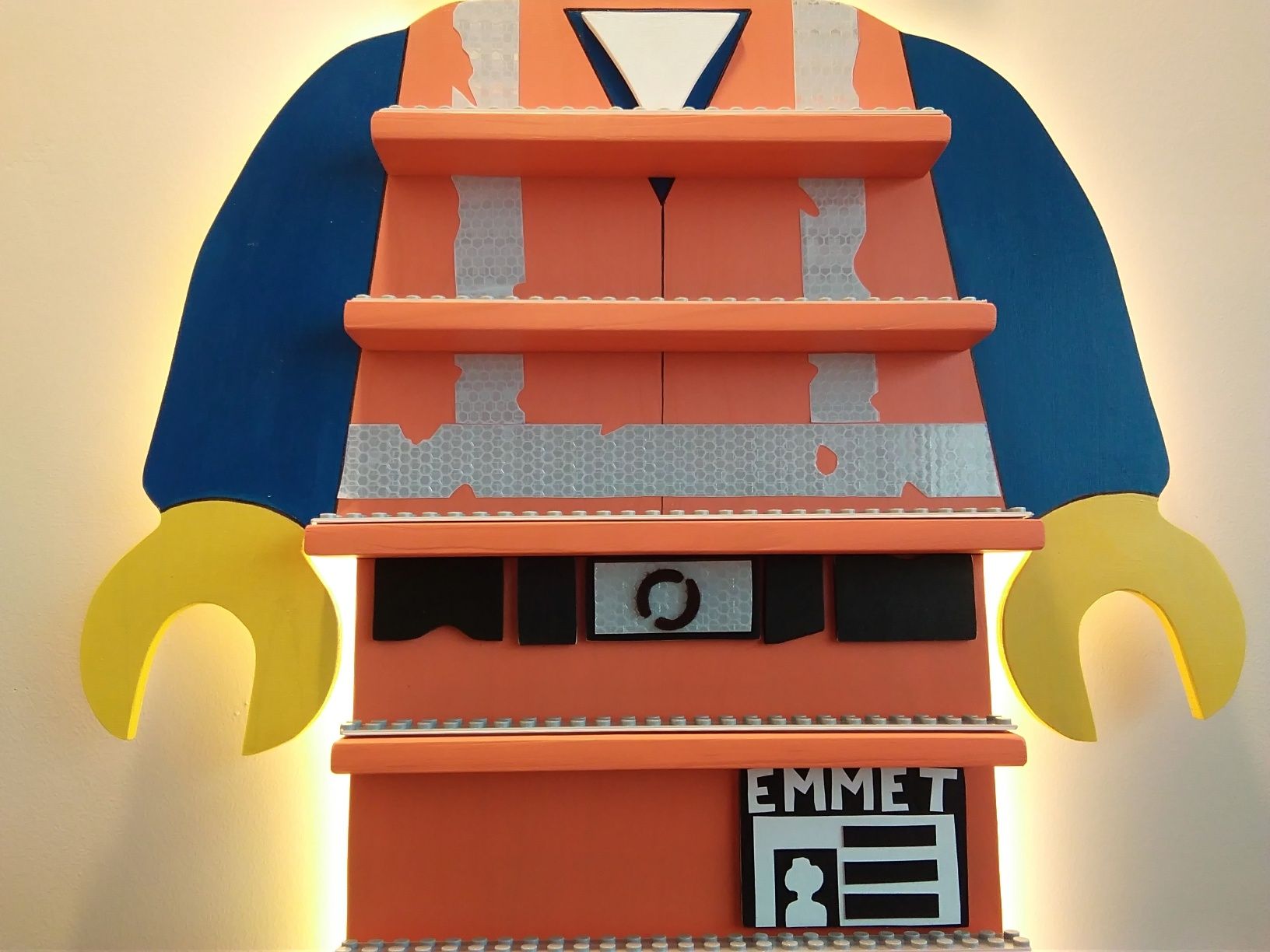 Półka na minifigurki Lego Emmet