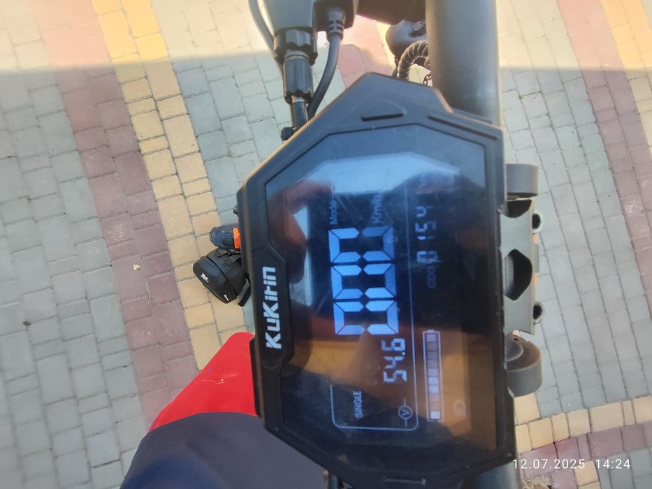 Kukirin g2 max продам