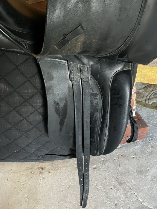 Sprzedam siodło ujeżdżeniowe