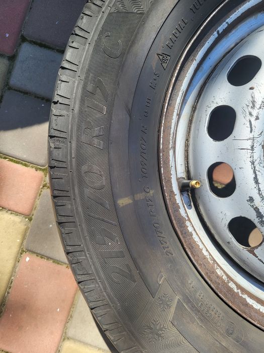 Диск с резиной 215/70/r15C