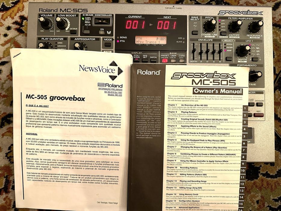 Roland MC 505 groovebox