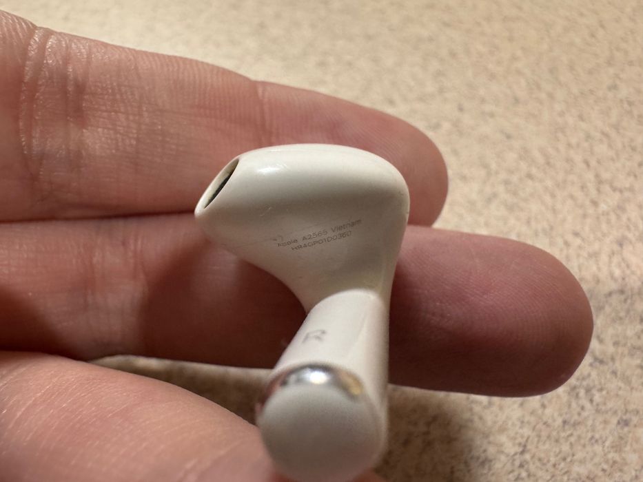 Навушники Apple AirPods 3rd generation with MagSafe Charging Case