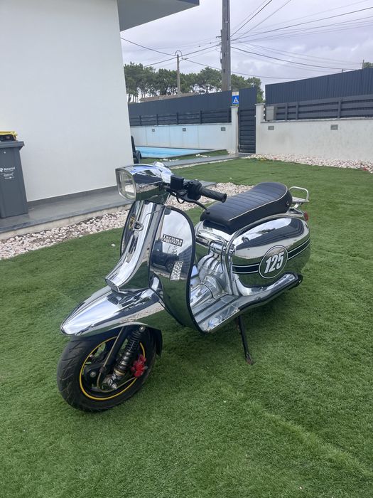 SCOMADI 125 CROMADA com 1600kms