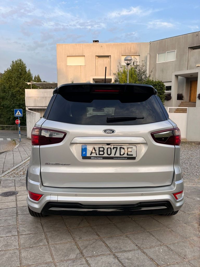 Ford EcoSport ST Line com garantia da marca até junho 2027