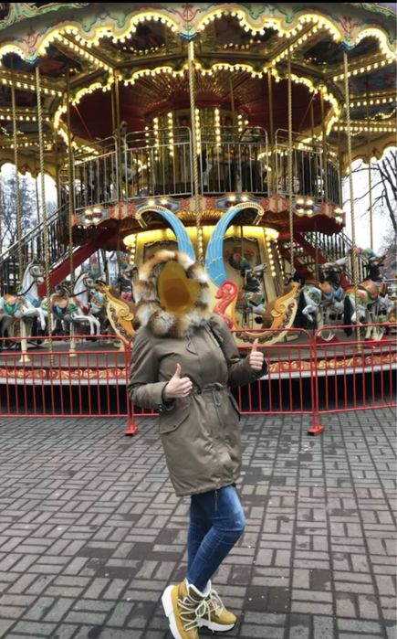 Парка з натуральним хутром лисиці