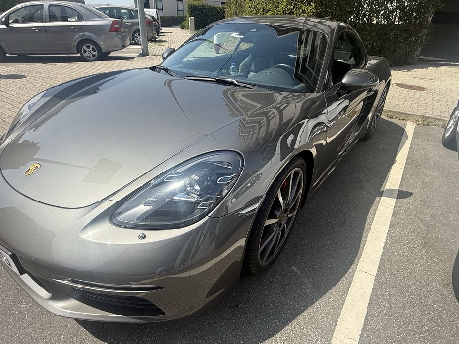 Porsche 718 Cayman S