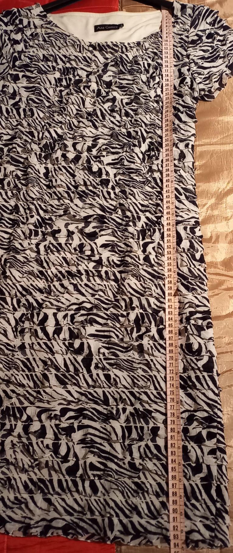 Vestido de verão em lycra mesclado preto e branco de Ana Gomes