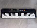 Yamaha PSR F52 z kablem