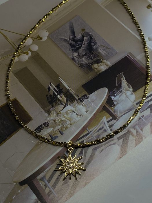 Чокер з підвіскою Сонце та гематитом