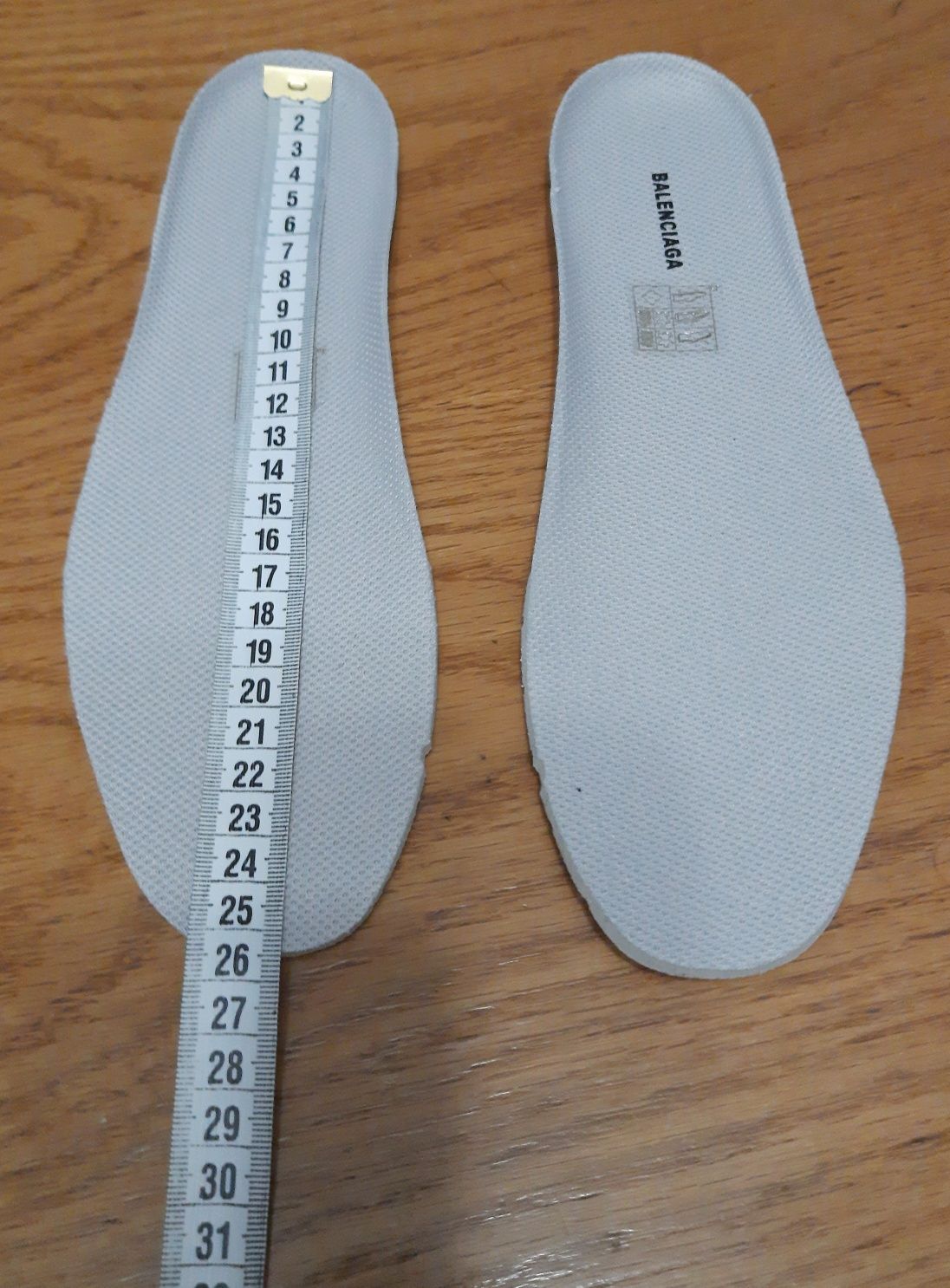 Кросівки Balenciaga Triple S Pastel (розмір 40/25.5см) стан нових