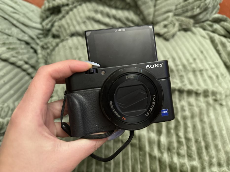 Комера Sony rx100iii