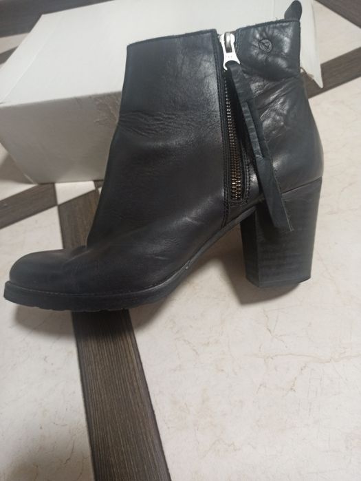 Ботильйони р. 39