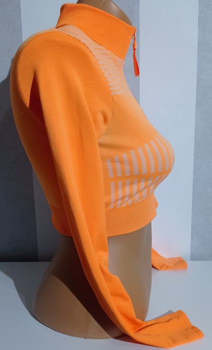 Bluzka neonowa pomarańczowa zapinana na długi rękaw crop top Bershka S